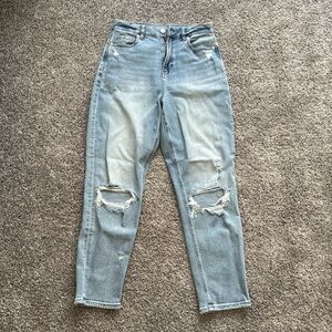 American Eagle curvy mom jean size 4